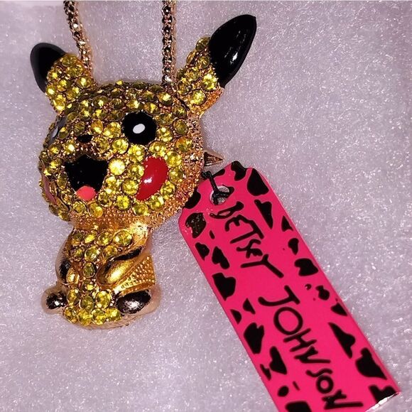 NWT and box Betsy Johnson rhinestone Pikachu necklace - Picture 3 of 9